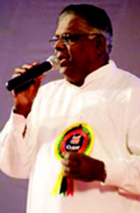 Pastor Baktha Valsalan on song Enthanandam Enikkendanandam